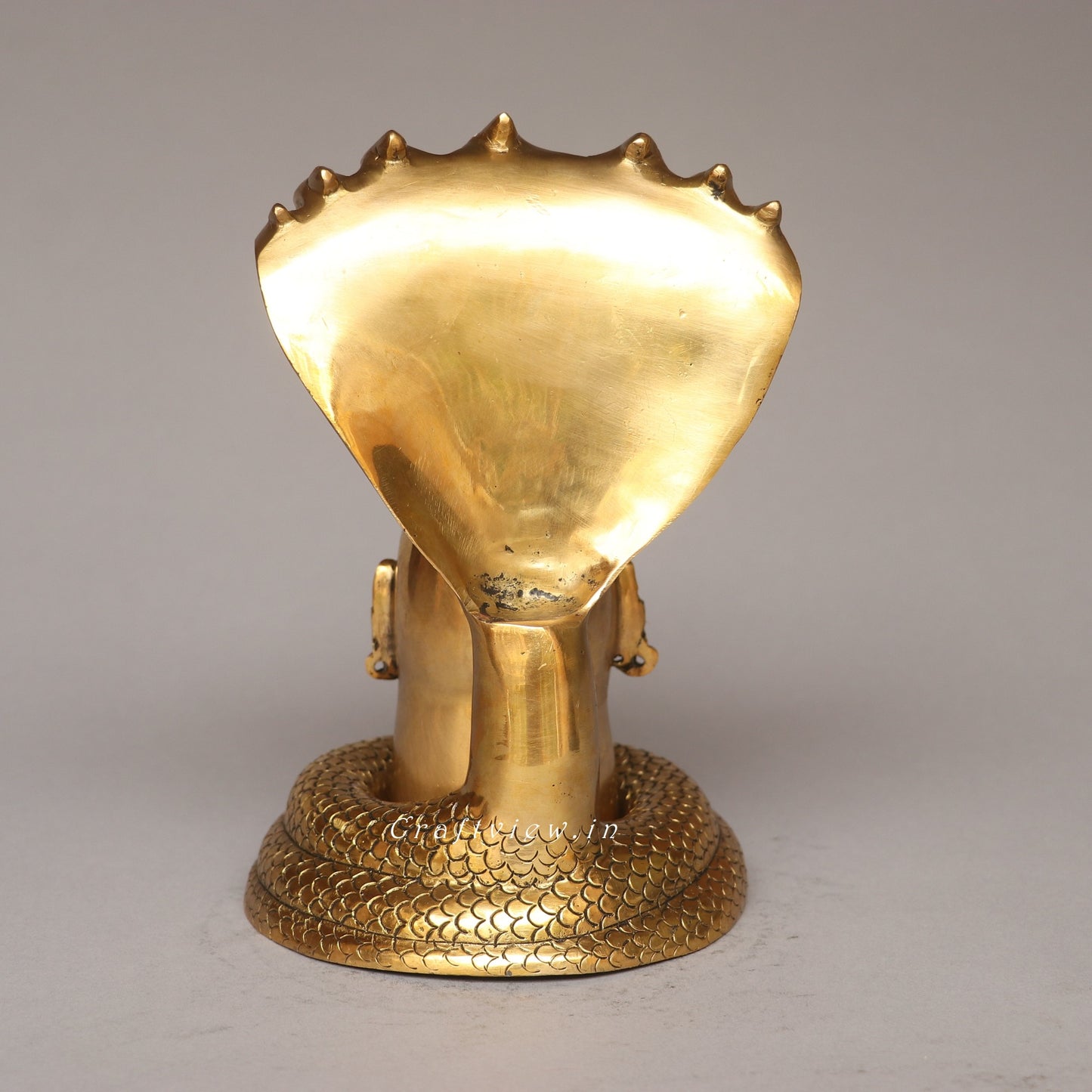 Shiva Mukhlingam With Nagabharanam Brass Table Décor