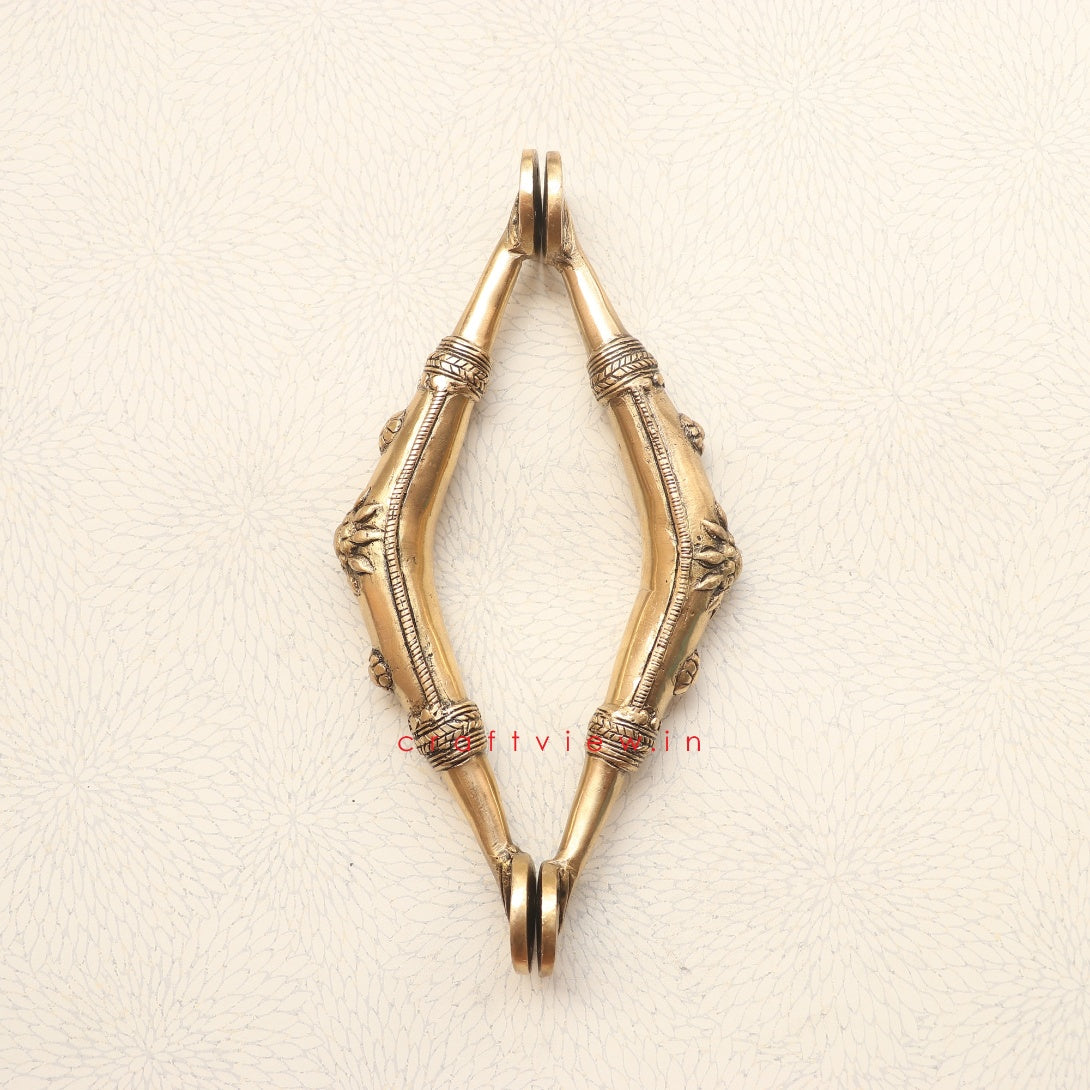 Brass Decorative Door Handle Add a Touch of Heritage