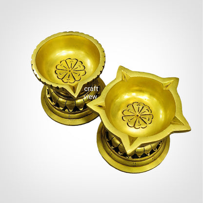 exquisite piece of artistic brass oil lamp set