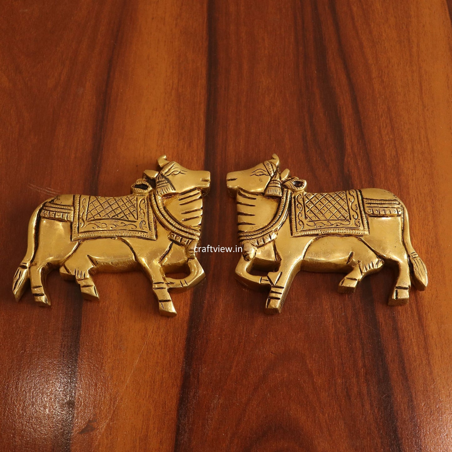 5.5" Home Décor, Handmade Divine Cow The Cow With Brass Lotus (Set of 3 pcs)