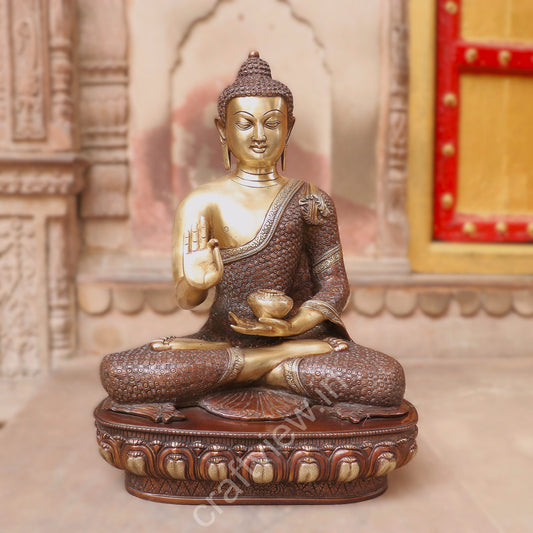 Brass Lord Buddha Blessing Sculpture