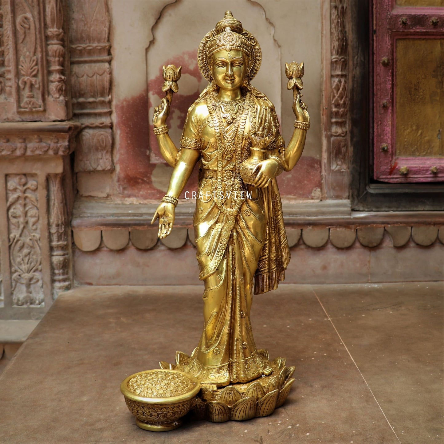 Standing Maa Lakshmi statue