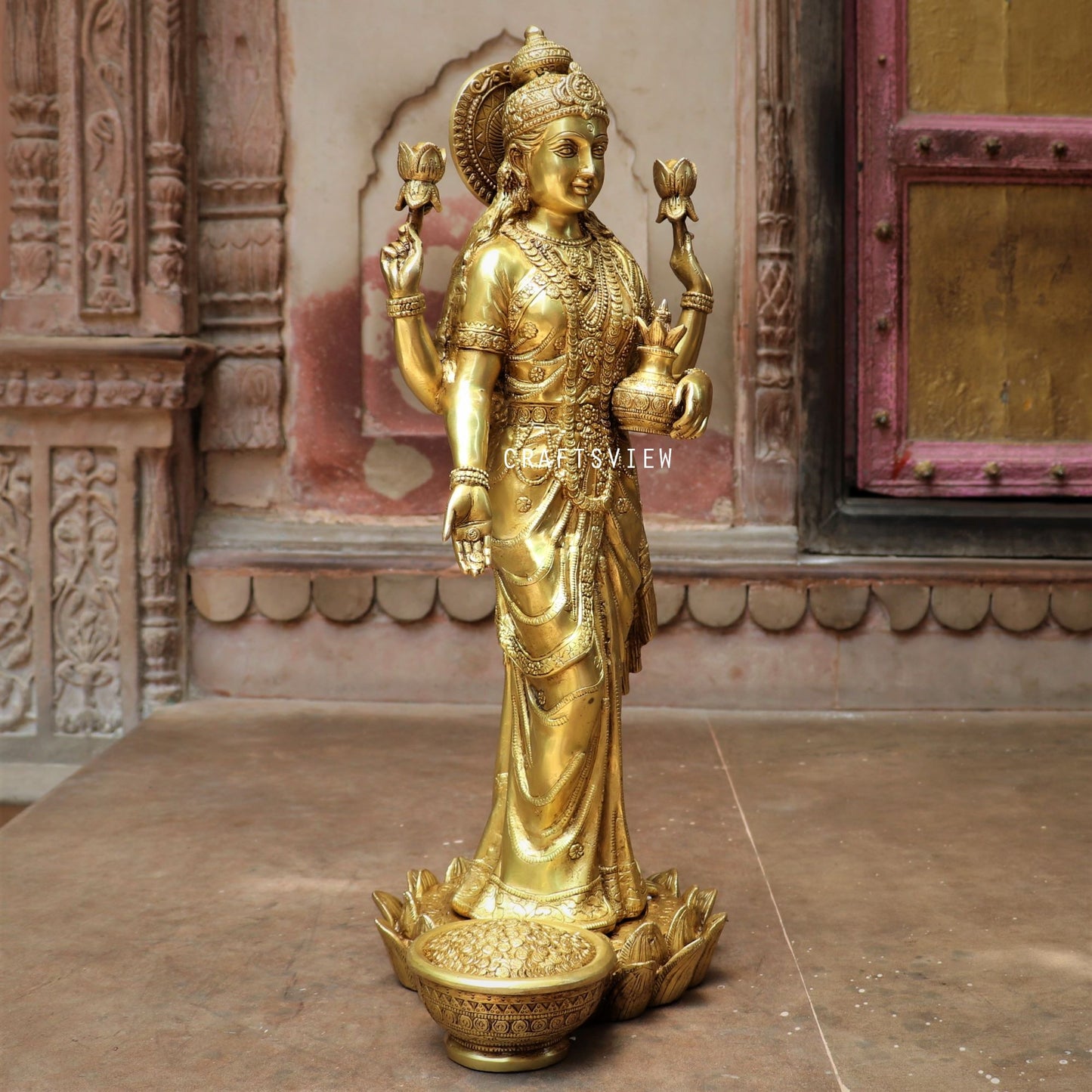 Standing Maa Lakshmi statue