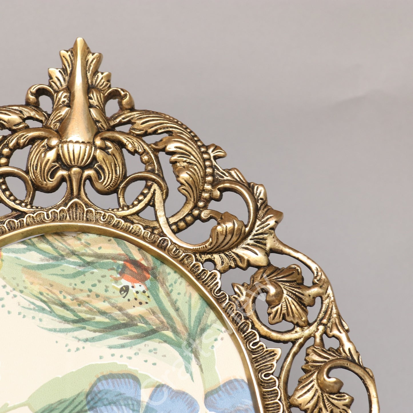Beautiful Brass Photo Frame | memories it holds
