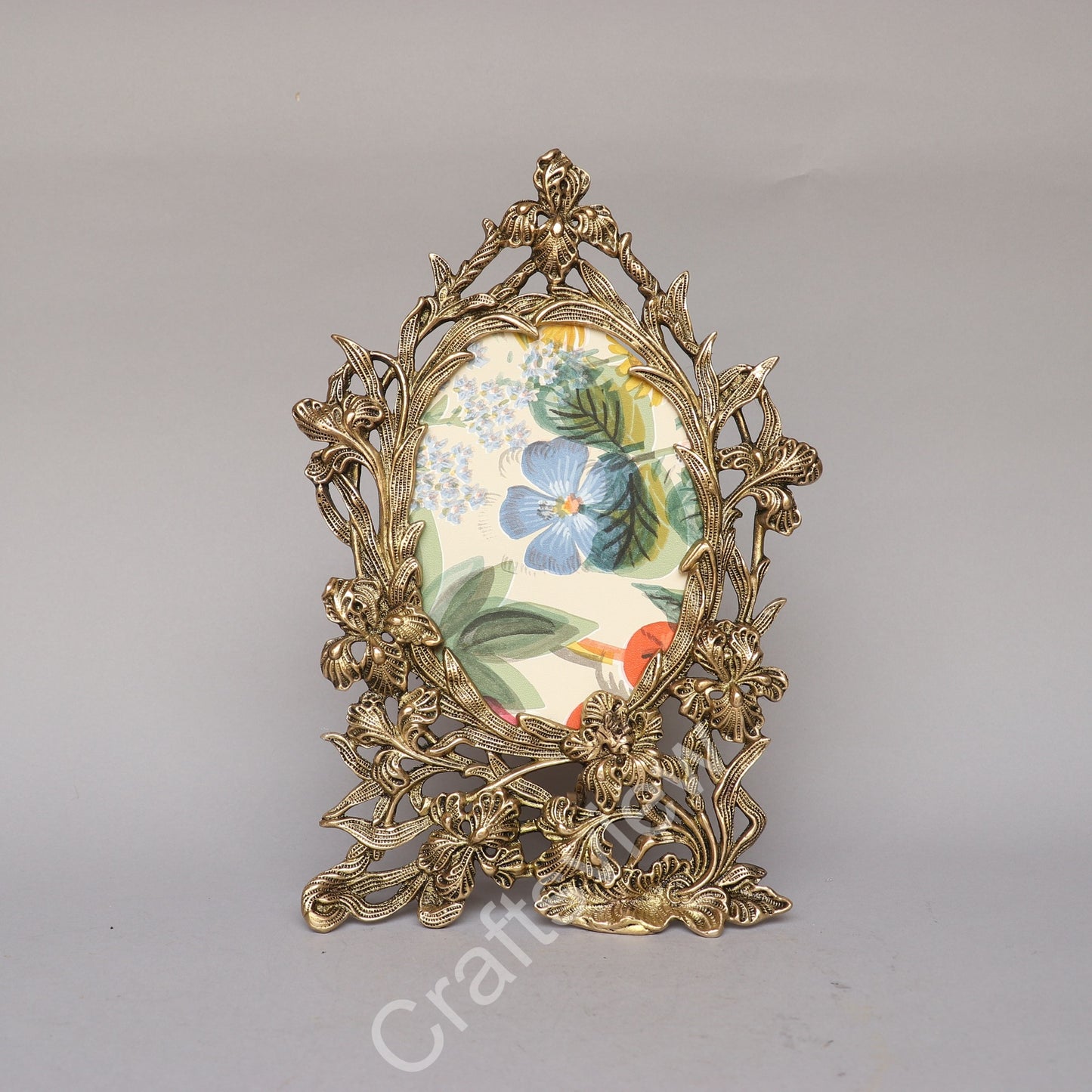 Brass Photo Frame | memories it holds